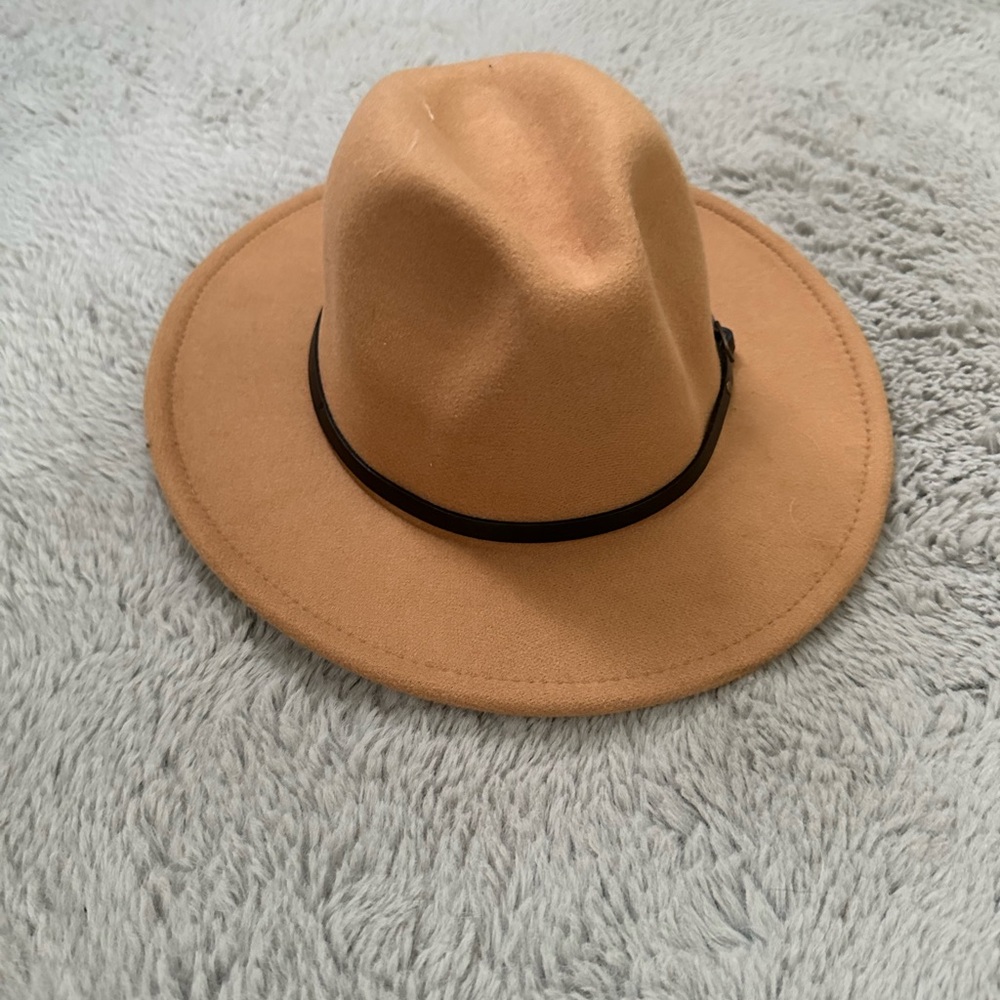 Round Top Hat